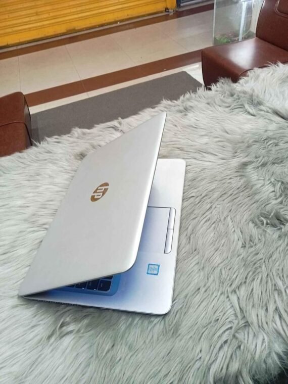 Hp Elitebook 840 g3 i7 6th gen 750/16 gb